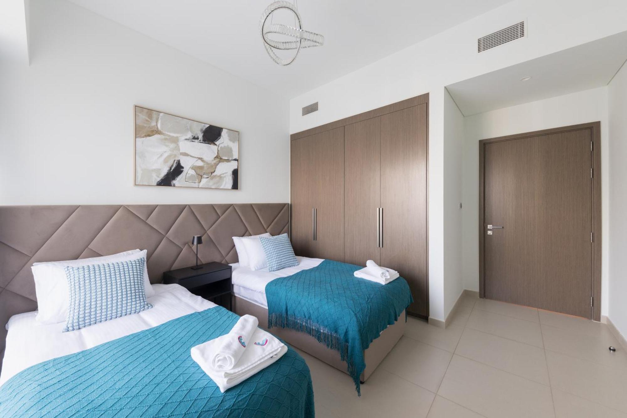 Spacious 3Br Plus Maids Burj Khalifa View Dubai Exterior foto